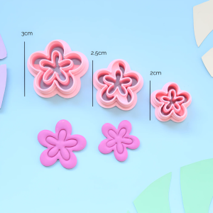 cortador flor arcilla