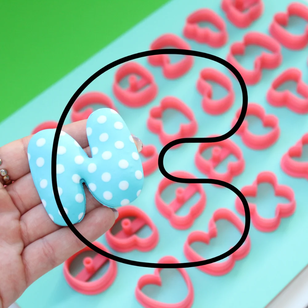 Cortador Letra C | Bubble Gum